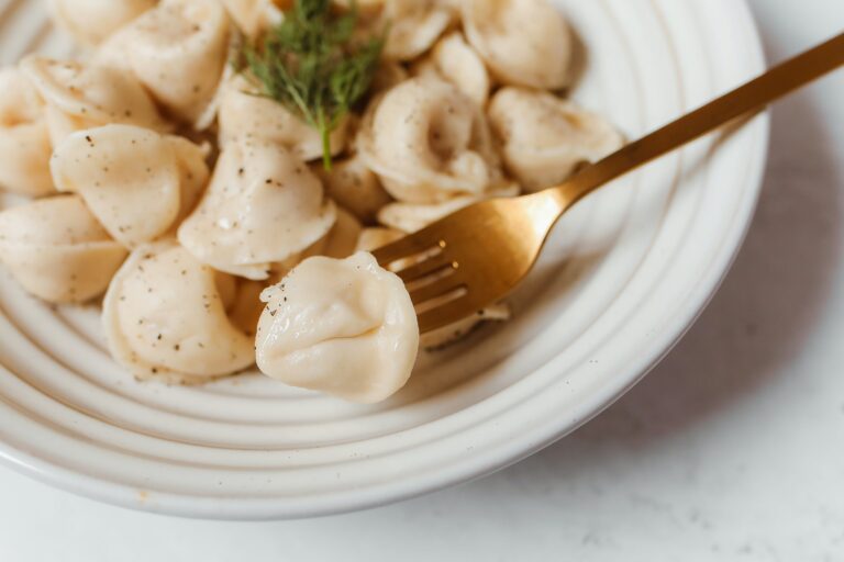 Raviolis de Setas y Queso con Salsa de Champiñones Secos